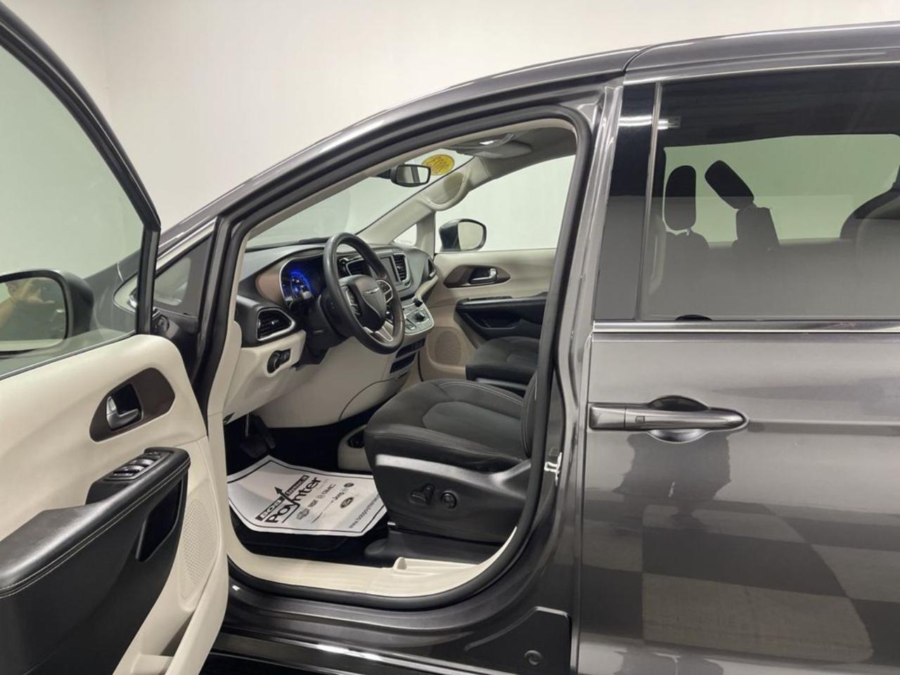 Chrysler Voyager LXI 2021