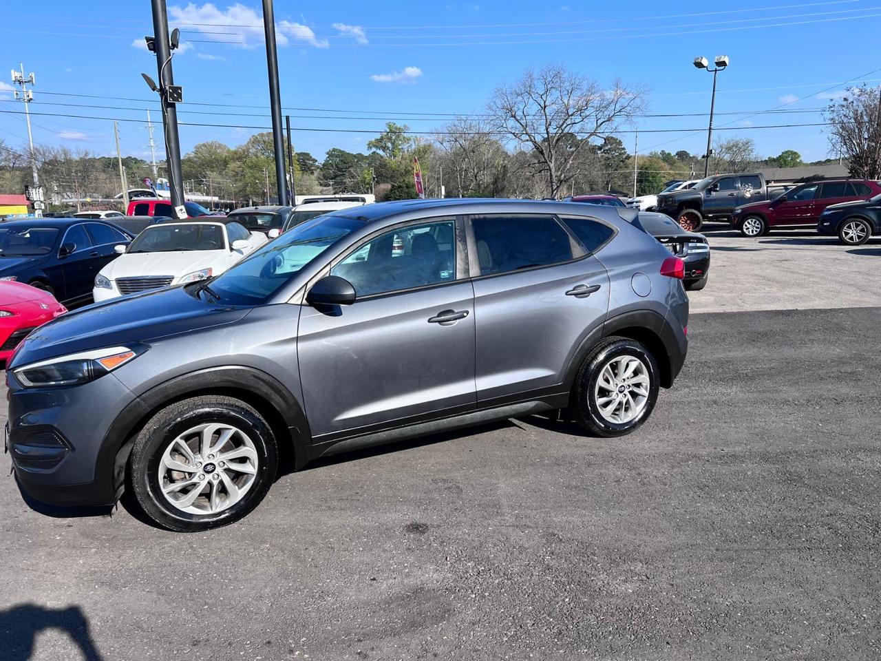 Hyundai Tucson SE 2016