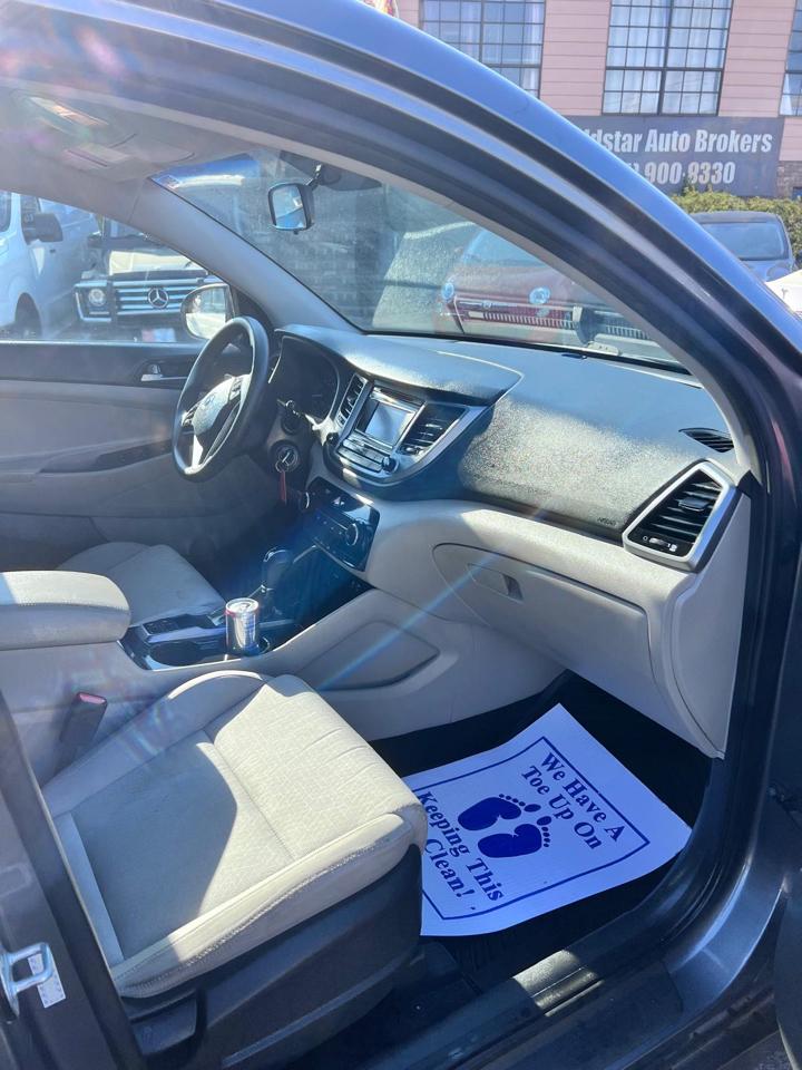 Hyundai Tucson SE 2016