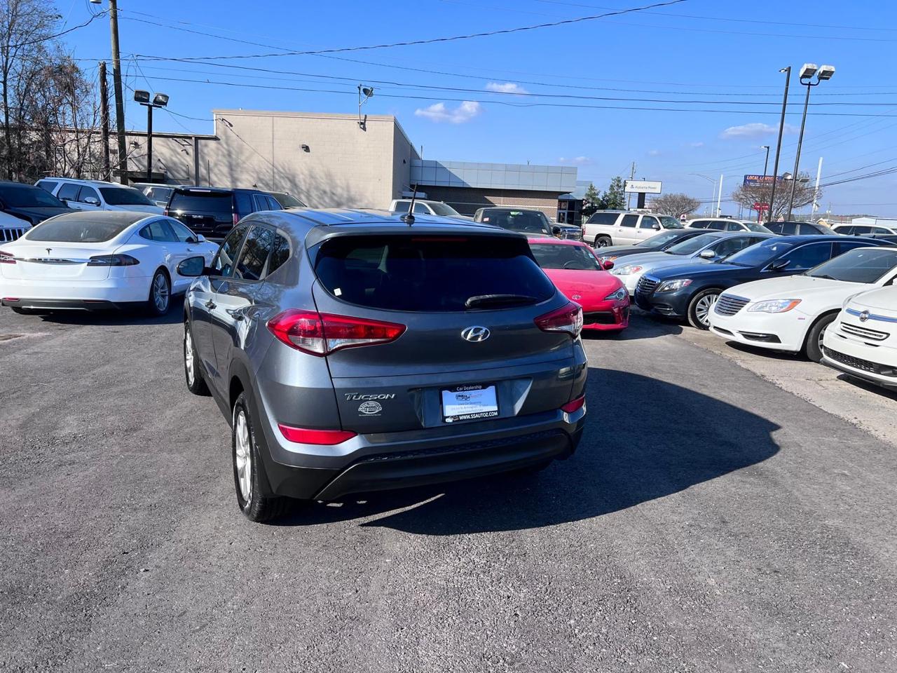 Hyundai Tucson SE 2016