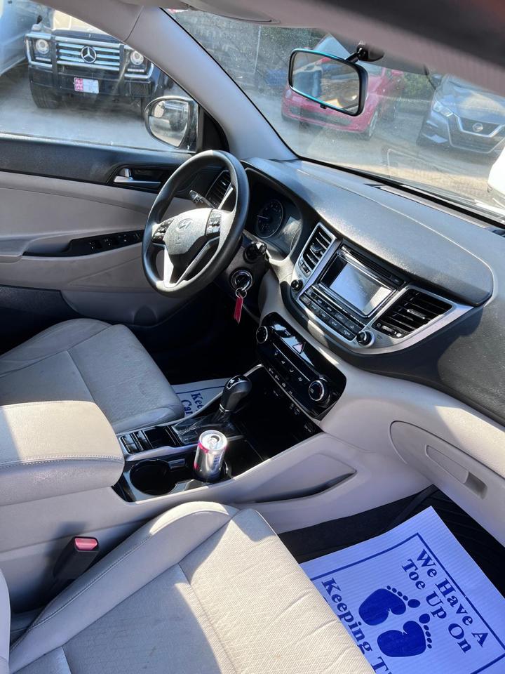 Hyundai Tucson SE 2016