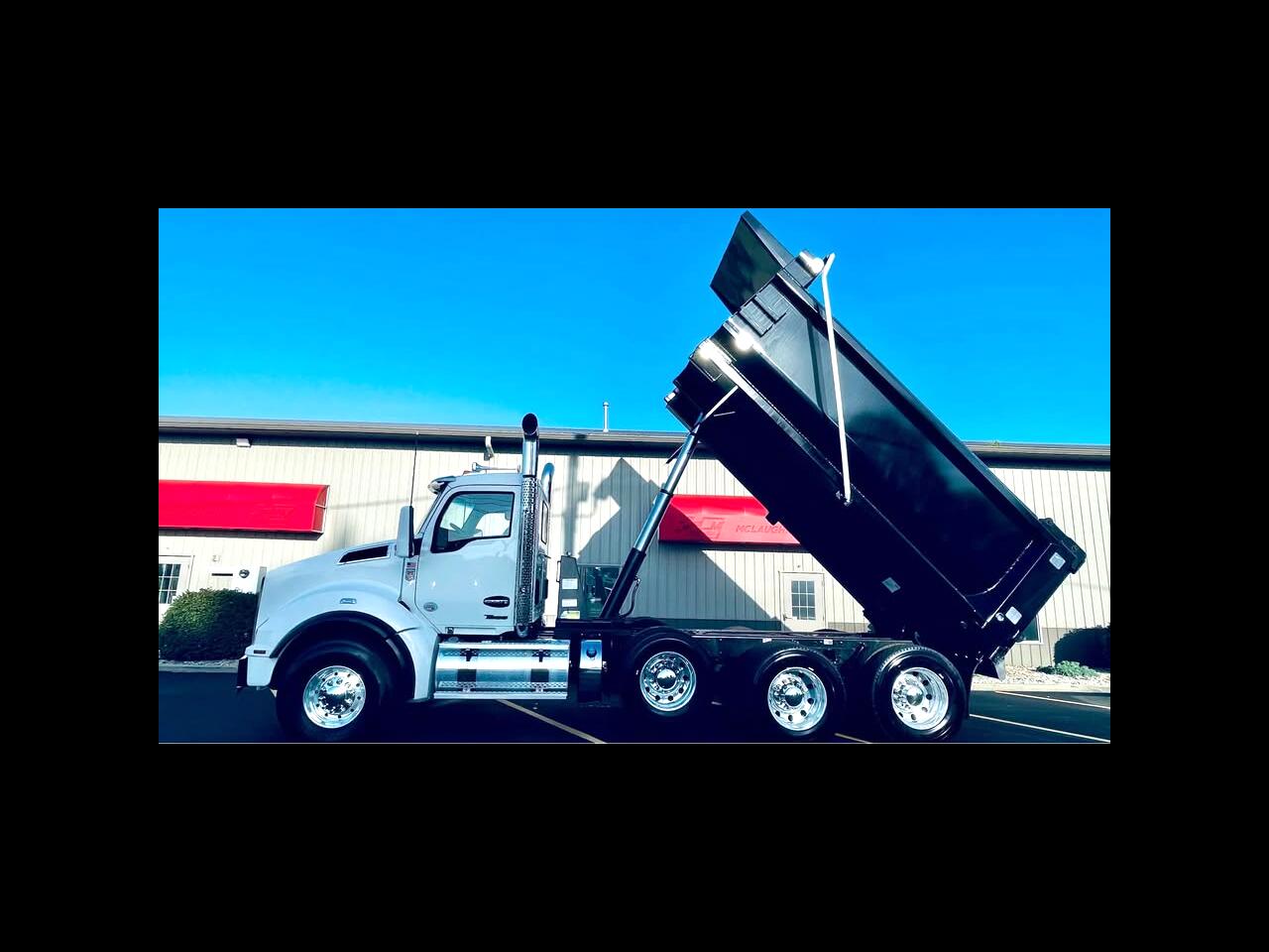 2025 Kenworth T880 Tri-Axle Dump
