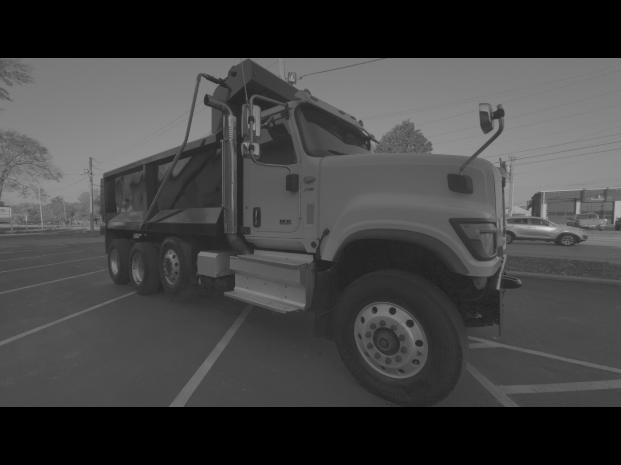 2019 International HX515 TRI AXLE DUMP