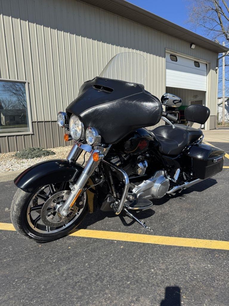 2020 Harley-Davidson FLHT 