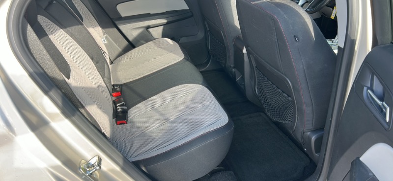 Chevrolet Equinox  2012