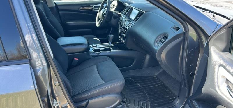 Nissan Pathfinder  2019