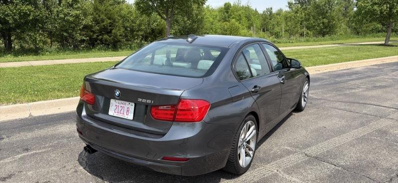 BMW 3-Series  2012