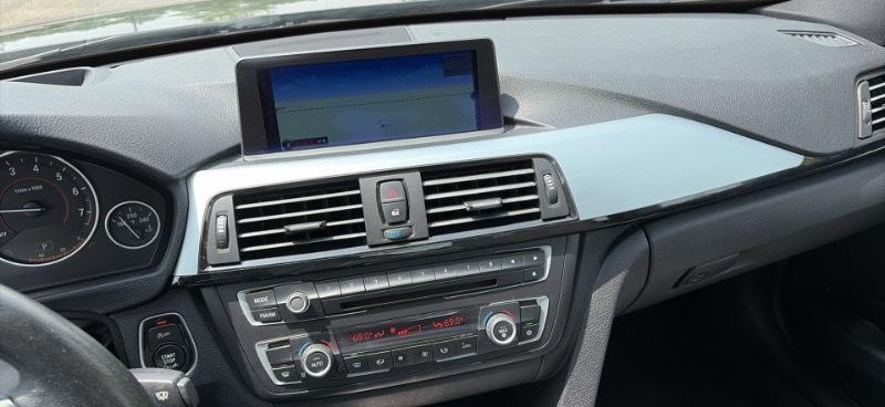 BMW 3-Series  2012