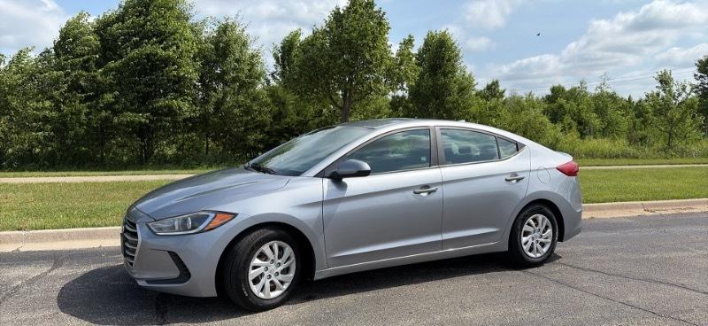 Hyundai Elantra  2017