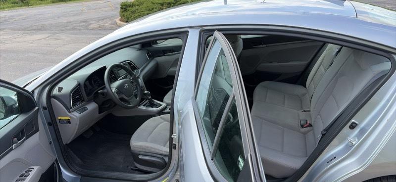 Hyundai Elantra  2017