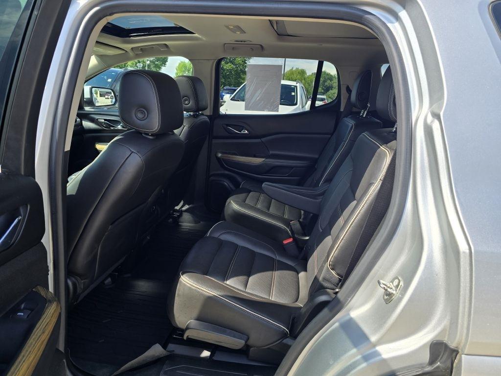 GMC Acadia Denali AWD 2017