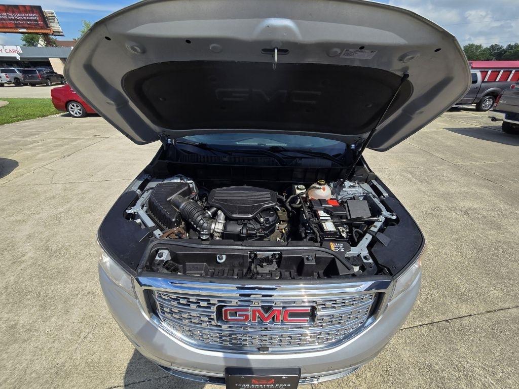 GMC Acadia Denali AWD 2017