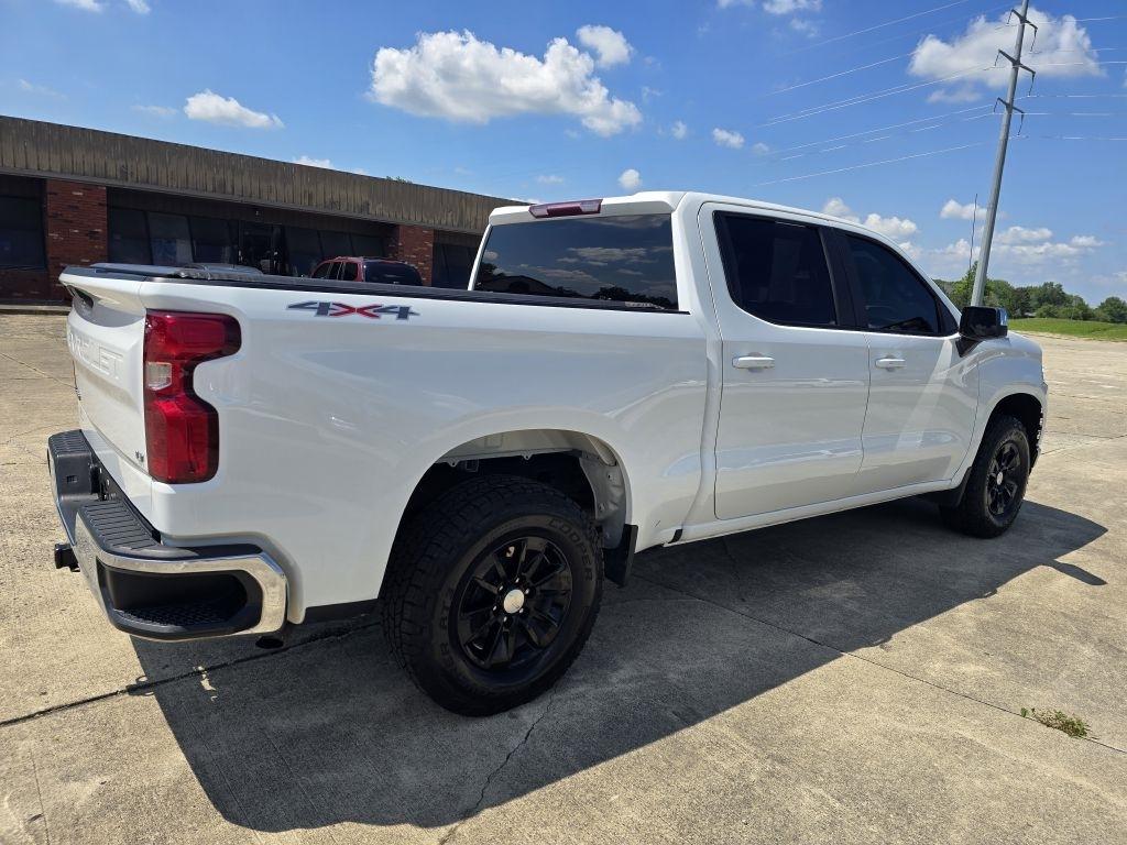 Chevrolet Silverado 1500 Limited LT Crew Cab 4WD 2022