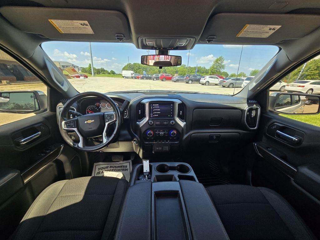 Chevrolet Silverado 1500 Limited LT Crew Cab 4WD 2022