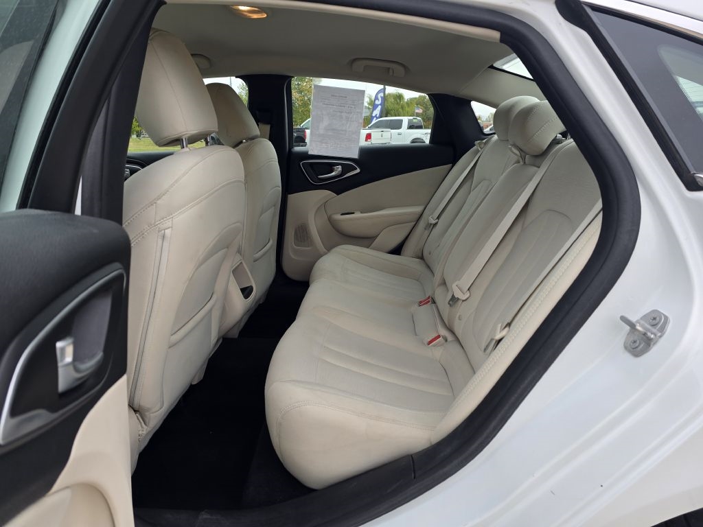 Chrysler 200 Limited 2016 Chrysler 200 Limited 2016