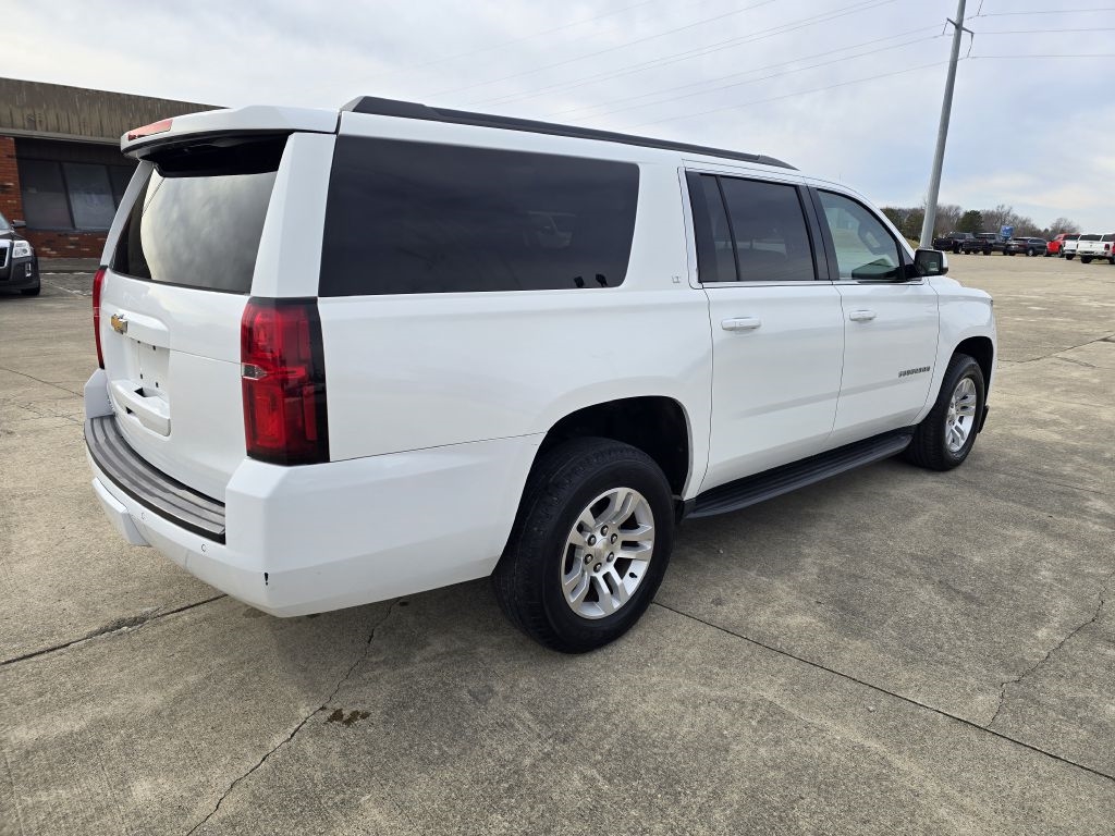Chevrolet Suburban 4WD 4dr 1500 LT 2019