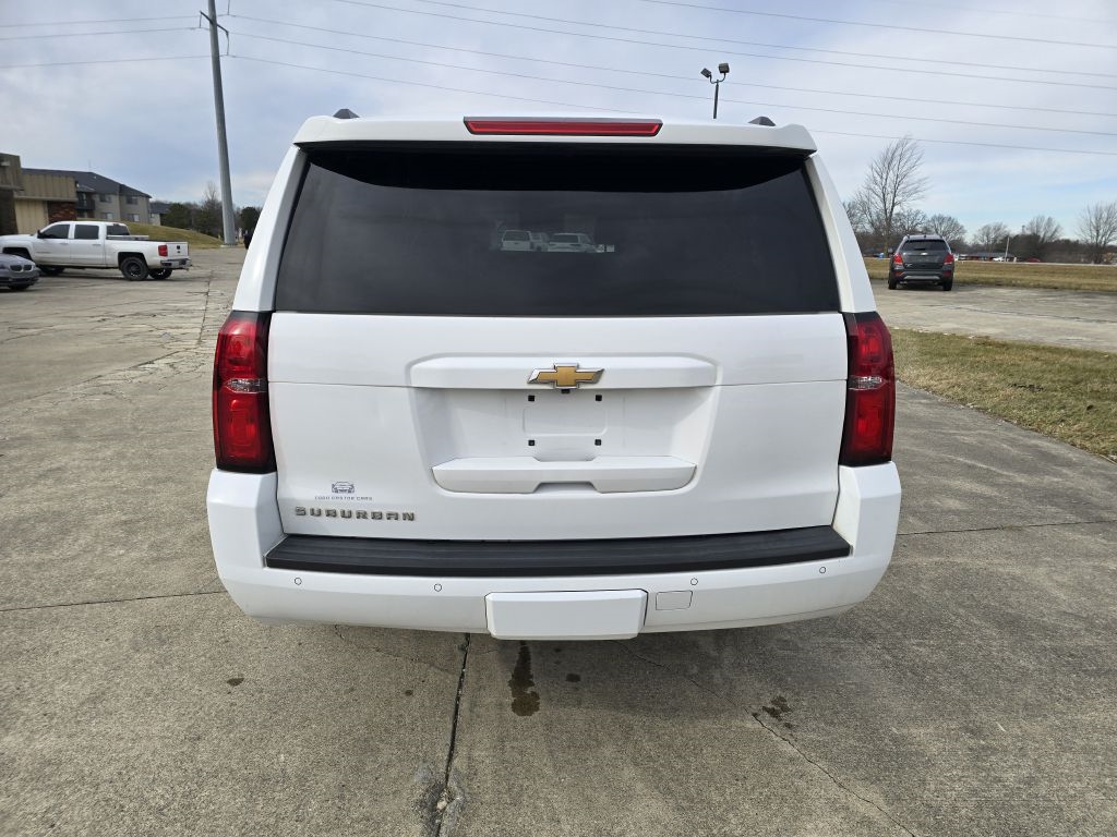 Chevrolet Suburban 4WD 4dr 1500 LT 2019