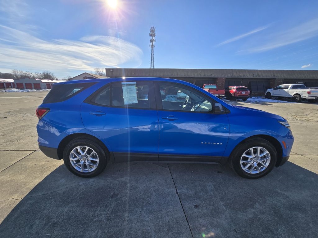 Chevrolet Equinox FWD 4dr LS w/1LS 2024