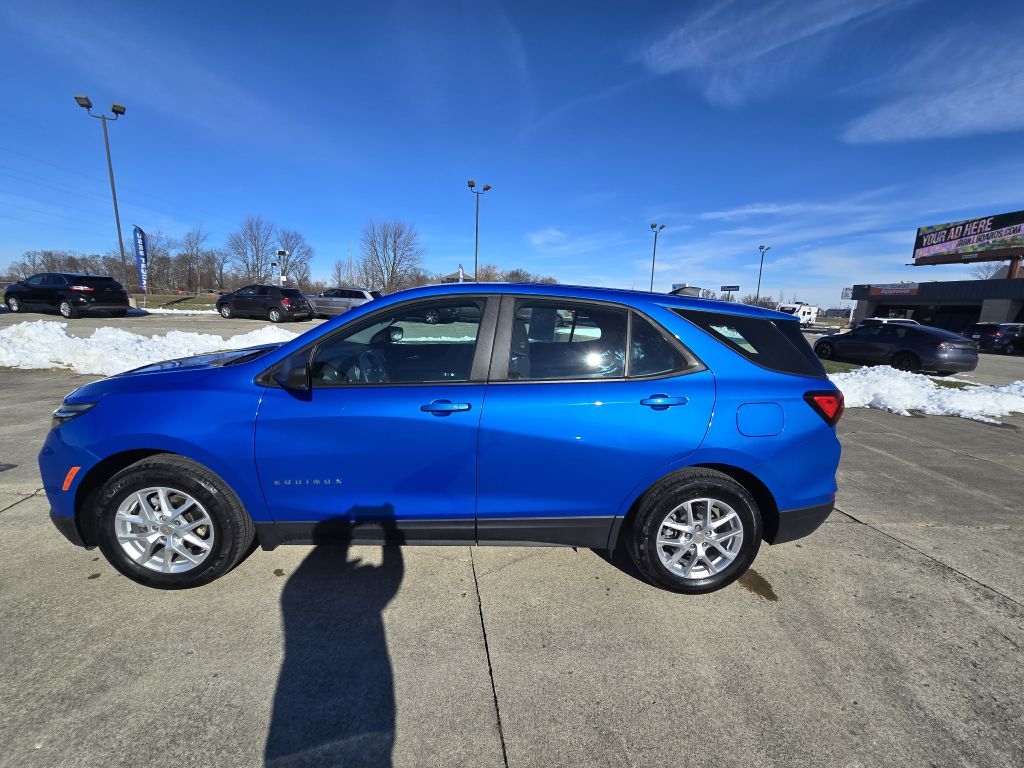 Chevrolet Equinox FWD 4dr LS w/1LS 2024