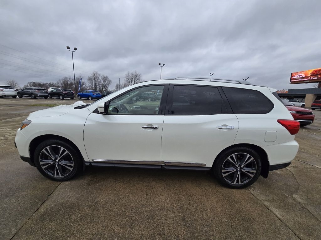 Nissan Pathfinder 4x4 Platinum 2018