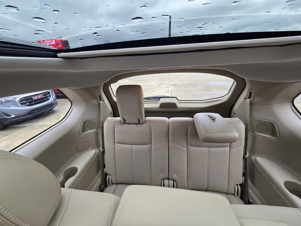 Nissan Pathfinder 4x4 Platinum 2018