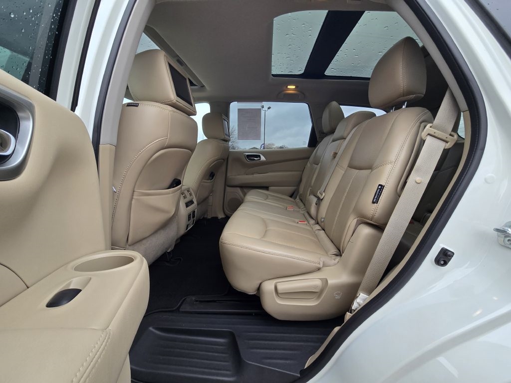 Nissan Pathfinder 4x4 Platinum 2018