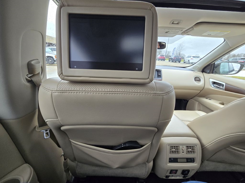 Nissan Pathfinder 4x4 Platinum 2018