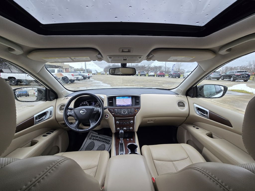 Nissan Pathfinder 4x4 Platinum 2018