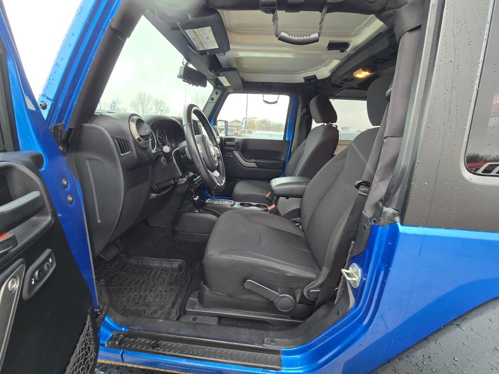 Jeep Wrangler 4WD 2dr Willys Wheeler 2016