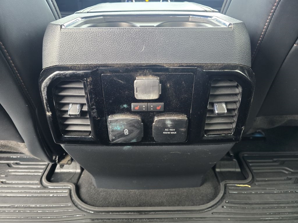 Ford Super Duty F-350 DRW King Ranch 4WD Crew Cab 8' Box 2022