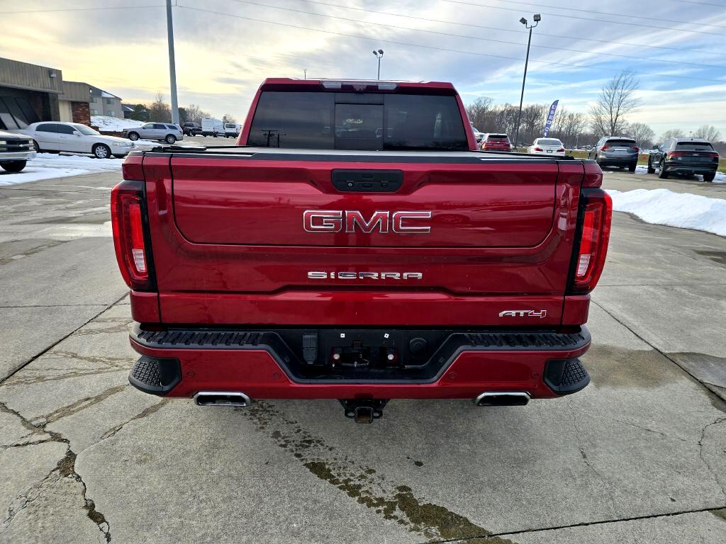 GMC Sierra 1500 4WD Crew Cab 147" AT4 2021