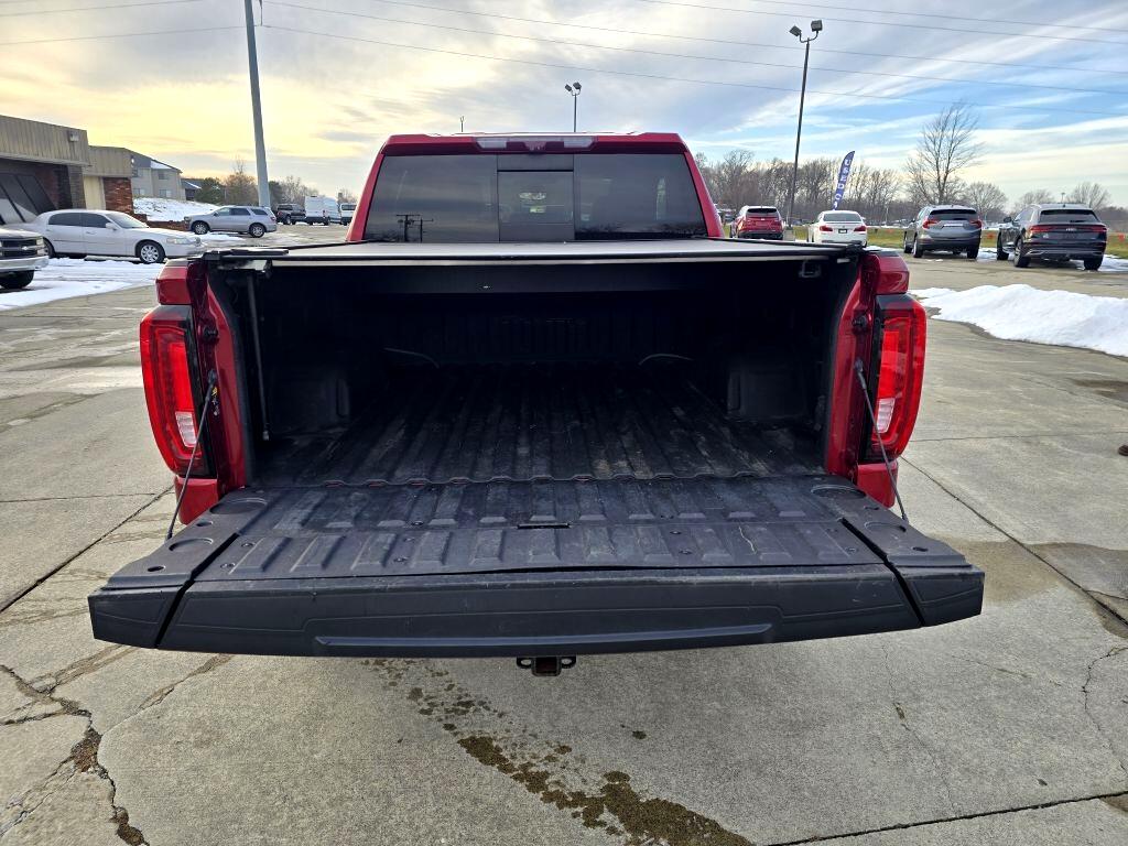 GMC Sierra 1500 4WD Crew Cab 147" AT4 2021