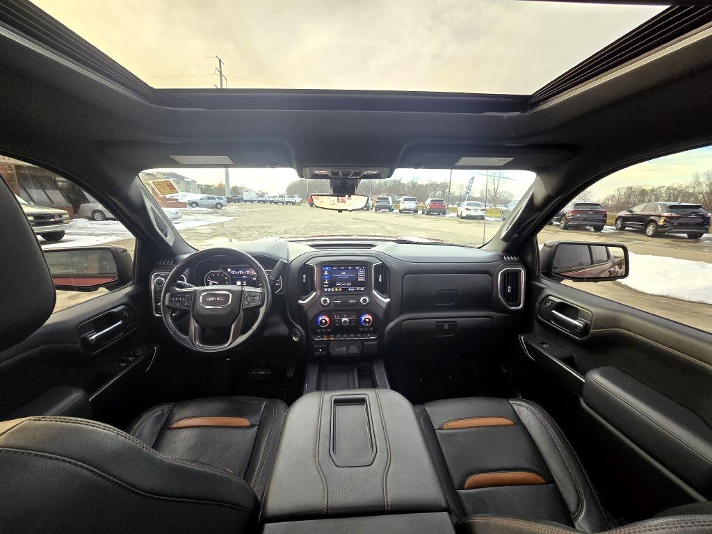 GMC Sierra 1500 4WD Crew Cab 147" AT4 2021