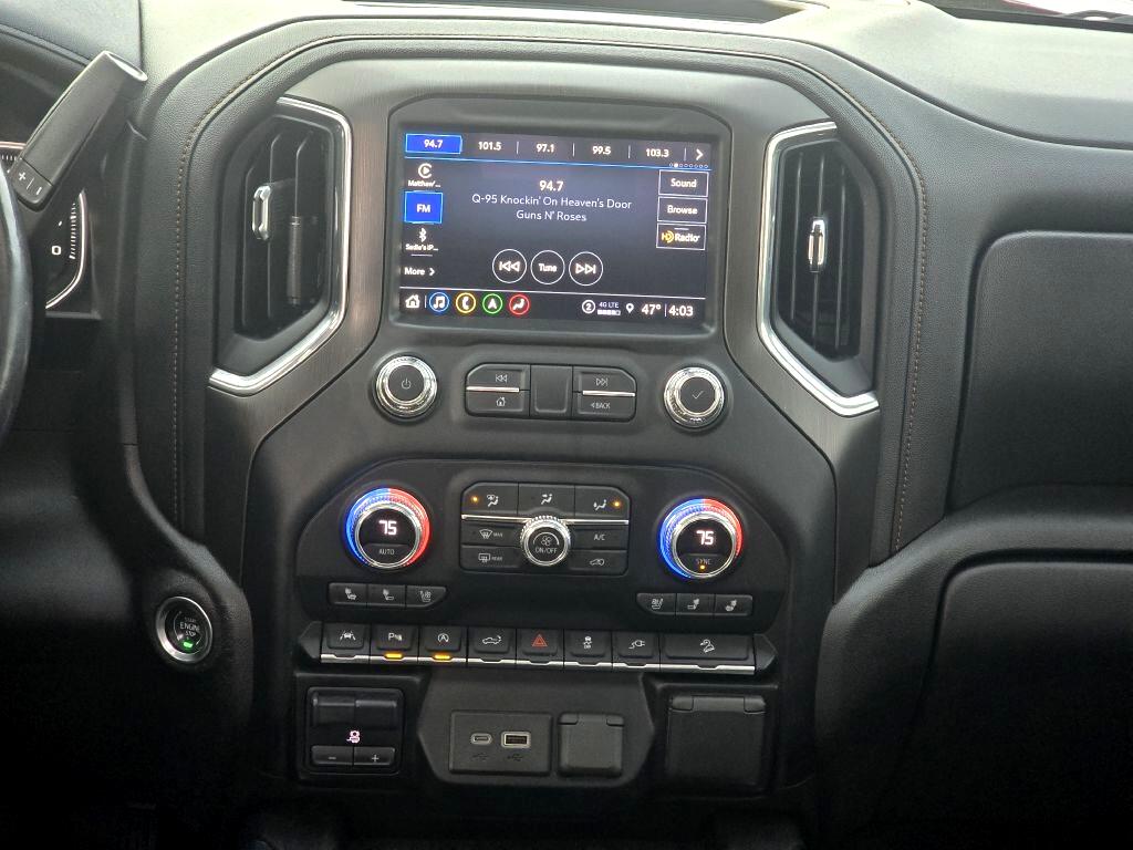 GMC Sierra 1500 4WD Crew Cab 147" AT4 2021