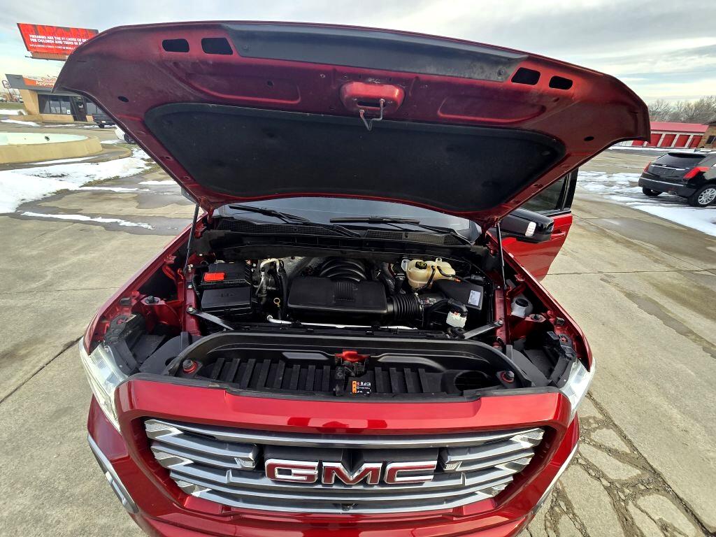 GMC Sierra 1500 4WD Crew Cab 147" AT4 2021