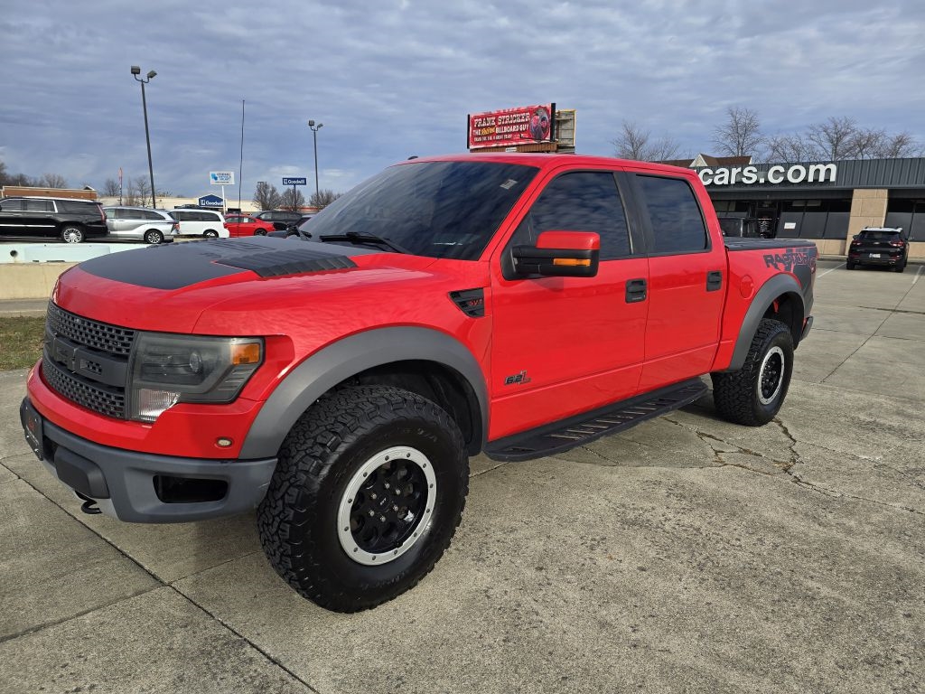 2014 Ford F-150 4WD SuperCrew 145" SVT Raptor