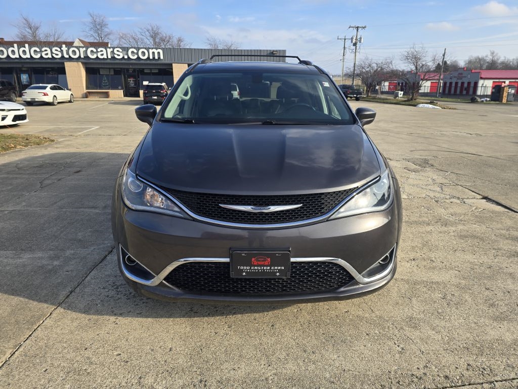 Chrysler Pacifica Touring-L Plus FWD 2017