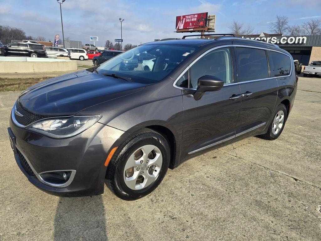 2017 Chrysler Pacifica Touring-L Plus FWD