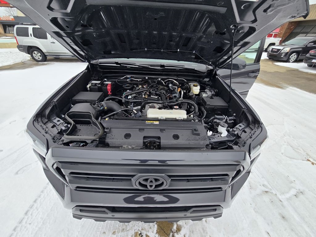 Toyota Tacoma 4WD TRD Off Road Double Cab 5' Bed MT (Natl) 2024