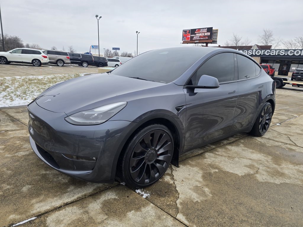 Tesla Model Y Performance AWD 2023