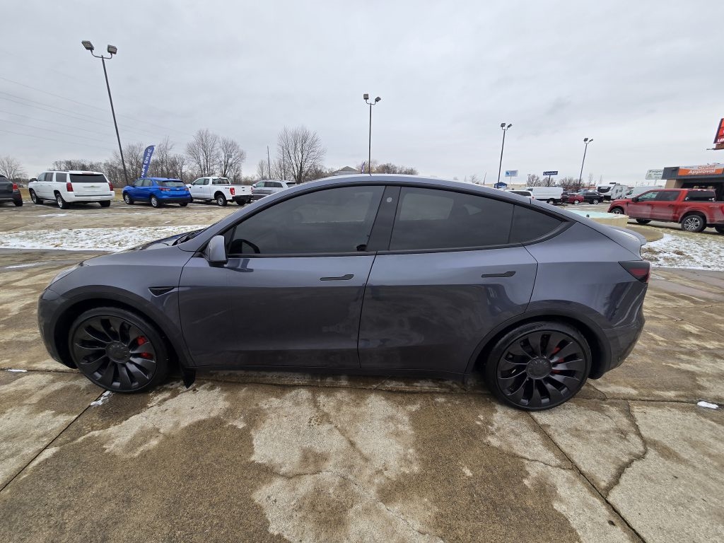 Tesla Model Y Performance AWD 2023