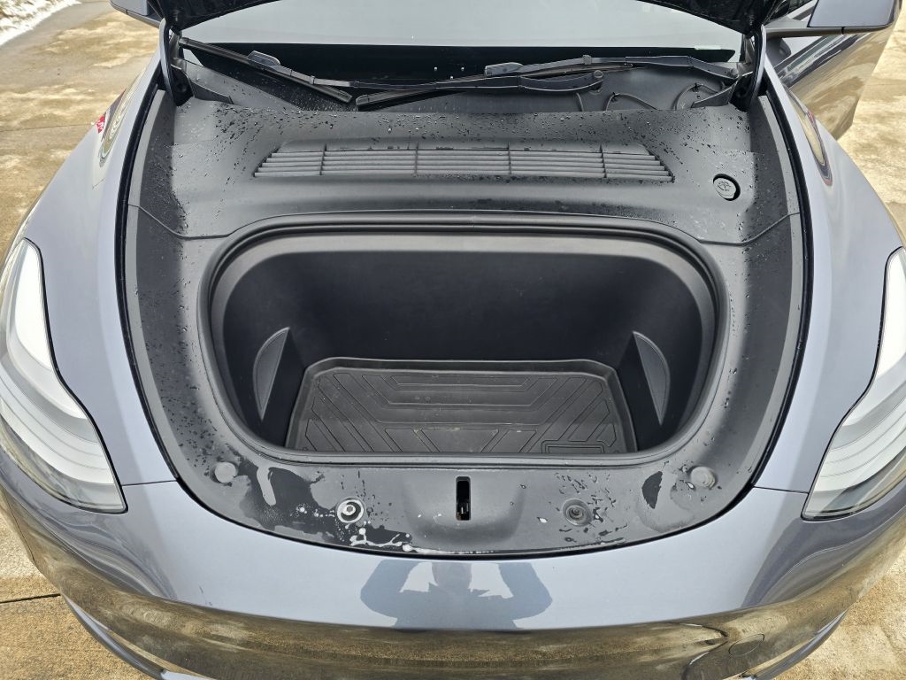 Tesla Model Y Performance AWD 2023