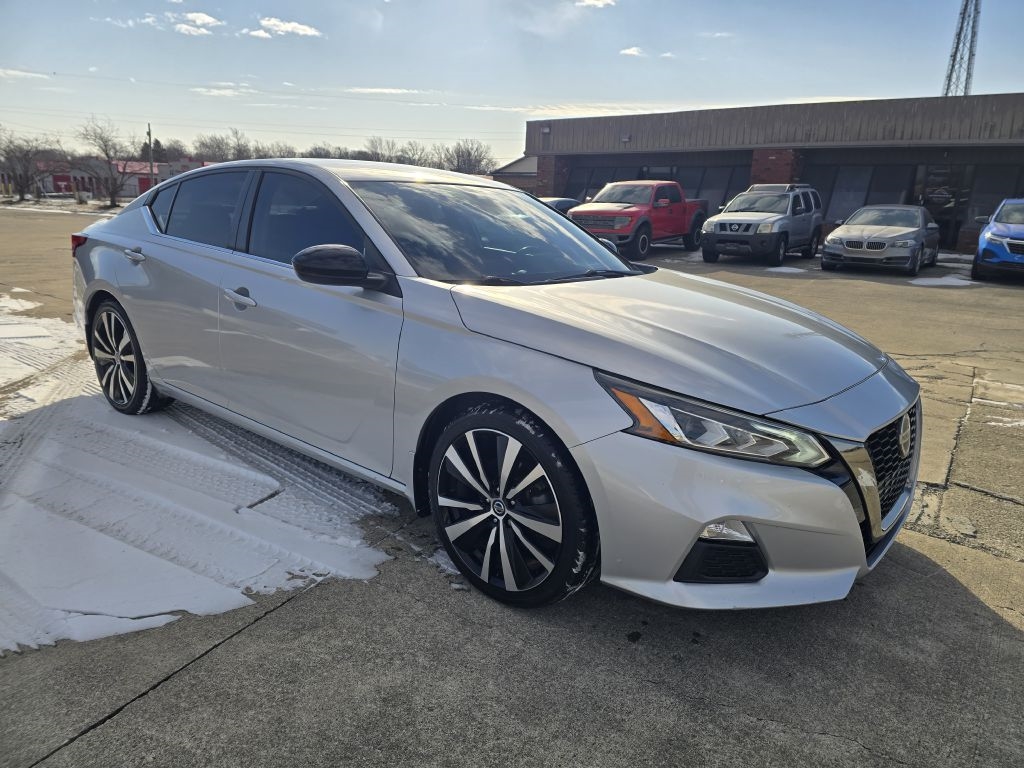 Nissan Altima 2.5 SR Sedan 2020