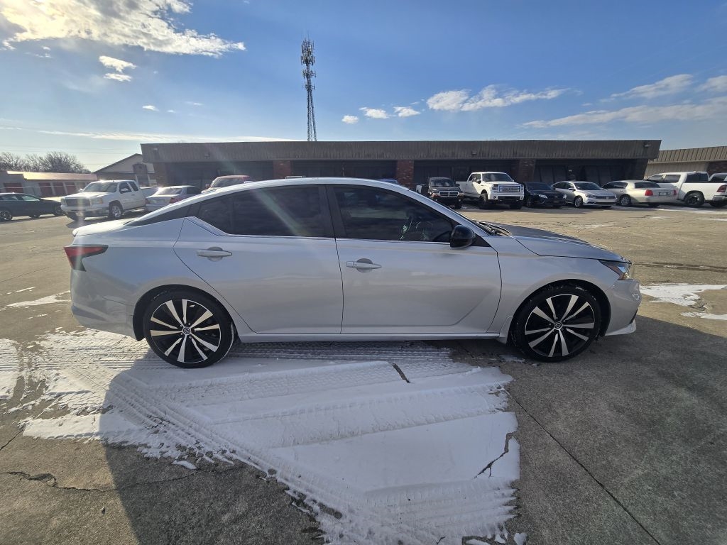 Nissan Altima 2.5 SR Sedan 2020