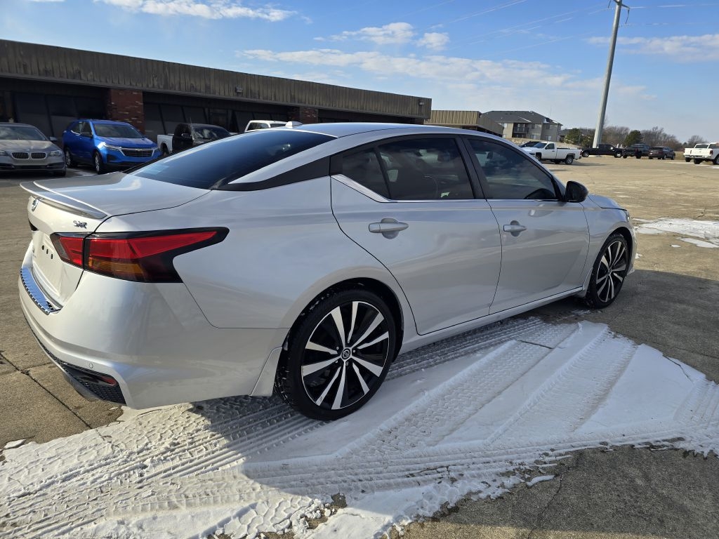 Nissan Altima 2.5 SR Sedan 2020