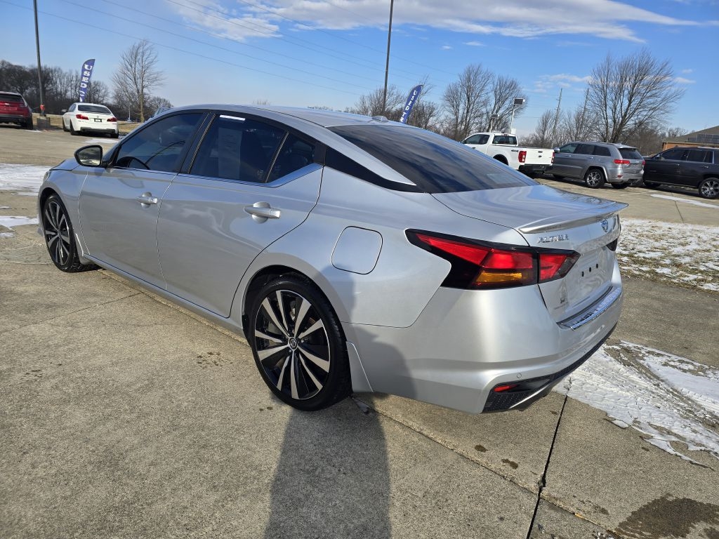 Nissan Altima 2.5 SR Sedan 2020