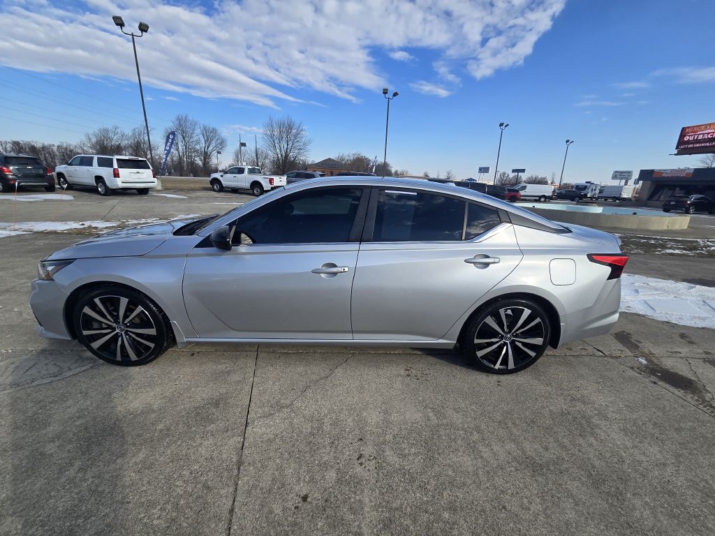 Nissan Altima 2.5 SR Sedan 2020