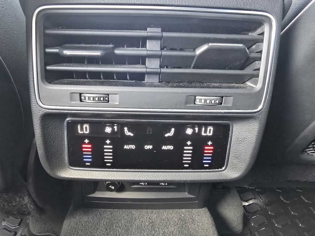 Audi Q8 Prestige 55 TFSI quattro 2019