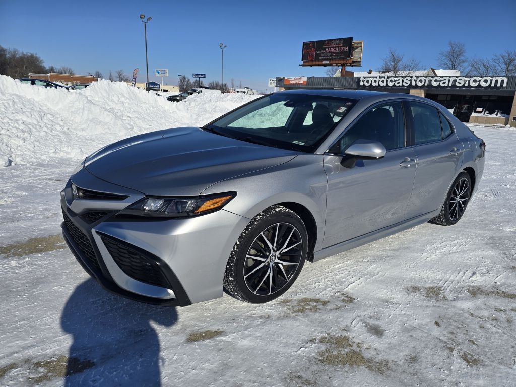 2021 Toyota Camry SE Nightshade Auto (Natl)