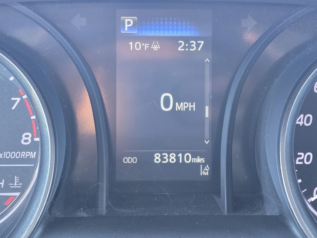 Toyota Camry SE Auto (Natl) 2021